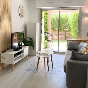 Appartamento Avec Jardin, Piscine, Plage, Tennis, Fréjus